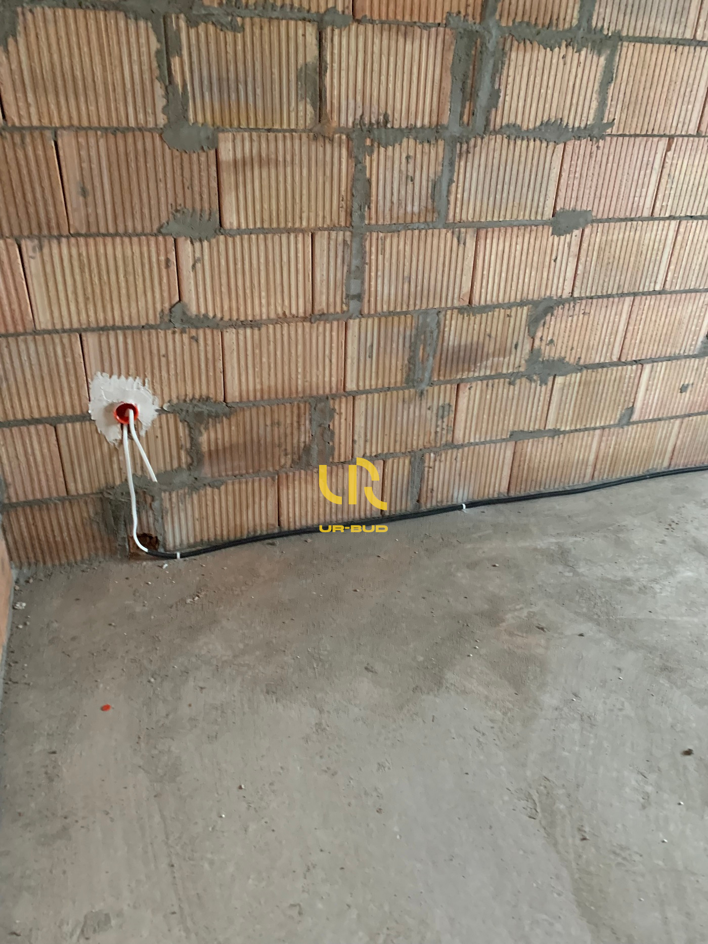 urbud-uryga.pl wykonczenia wnetrz prace ziemne instalacje elektryczne stany surowe